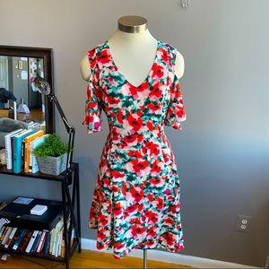 Lark & Ro Off the shoulder floral mini dress, Size M